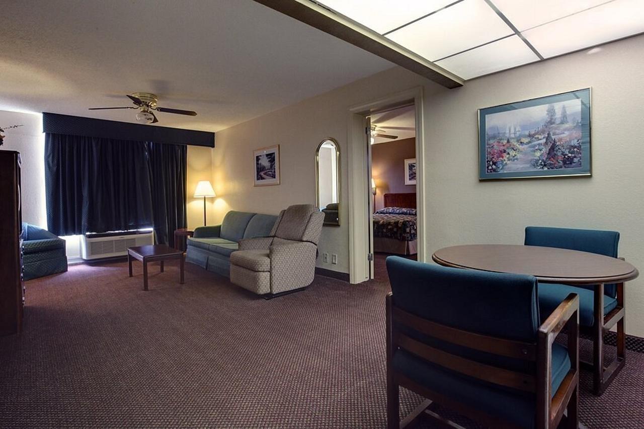 Americas Best Value Inn Marshall Bel Air Ngoại thất bức ảnh